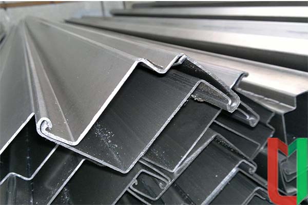 Профиль стальной сталь 3 40х15х10 мм